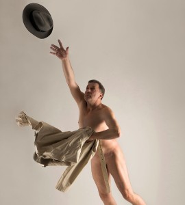 Fotoausstellung SIDESTEP - Berufsfotografen ziehen sich aus mit Renate Medwed