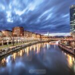 Wiener Donaukanal bei Nacht mit Light Painting − Alexander Müller - Photo+Adventure
