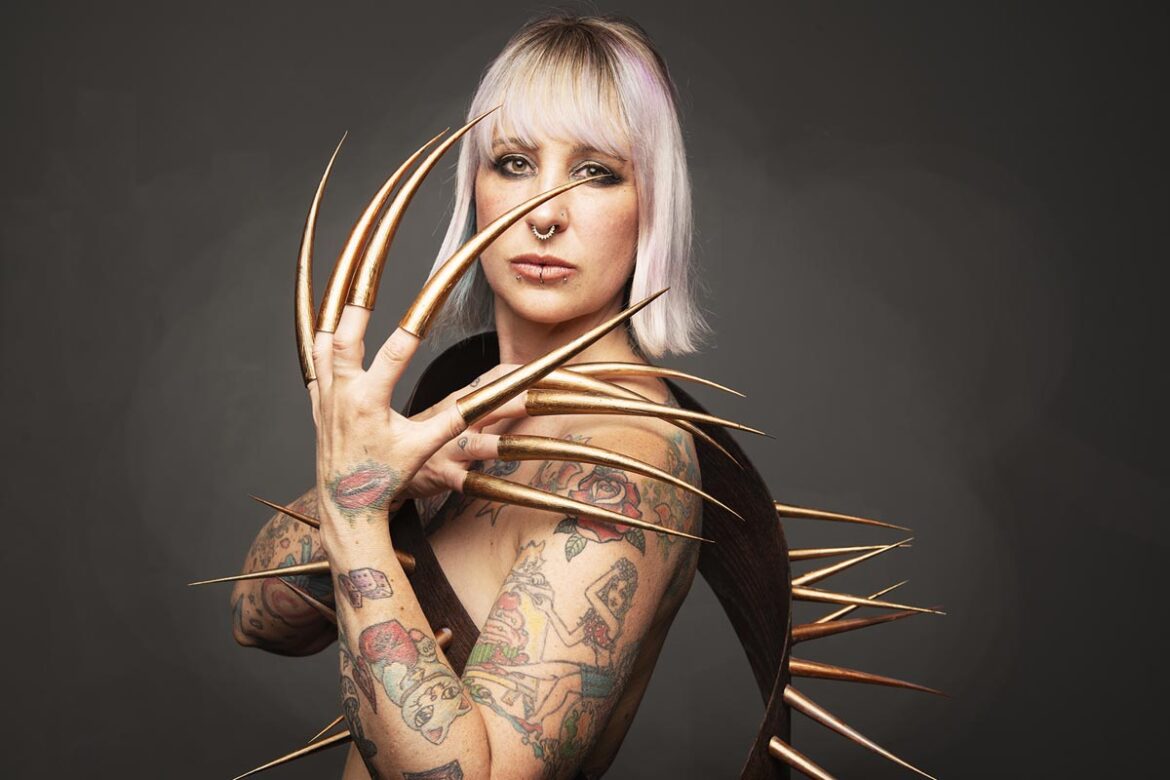 Licht-Struktur-Komposition: Portrait − Roland Pum & Nadja Hluchovsky - Photo+Adventure