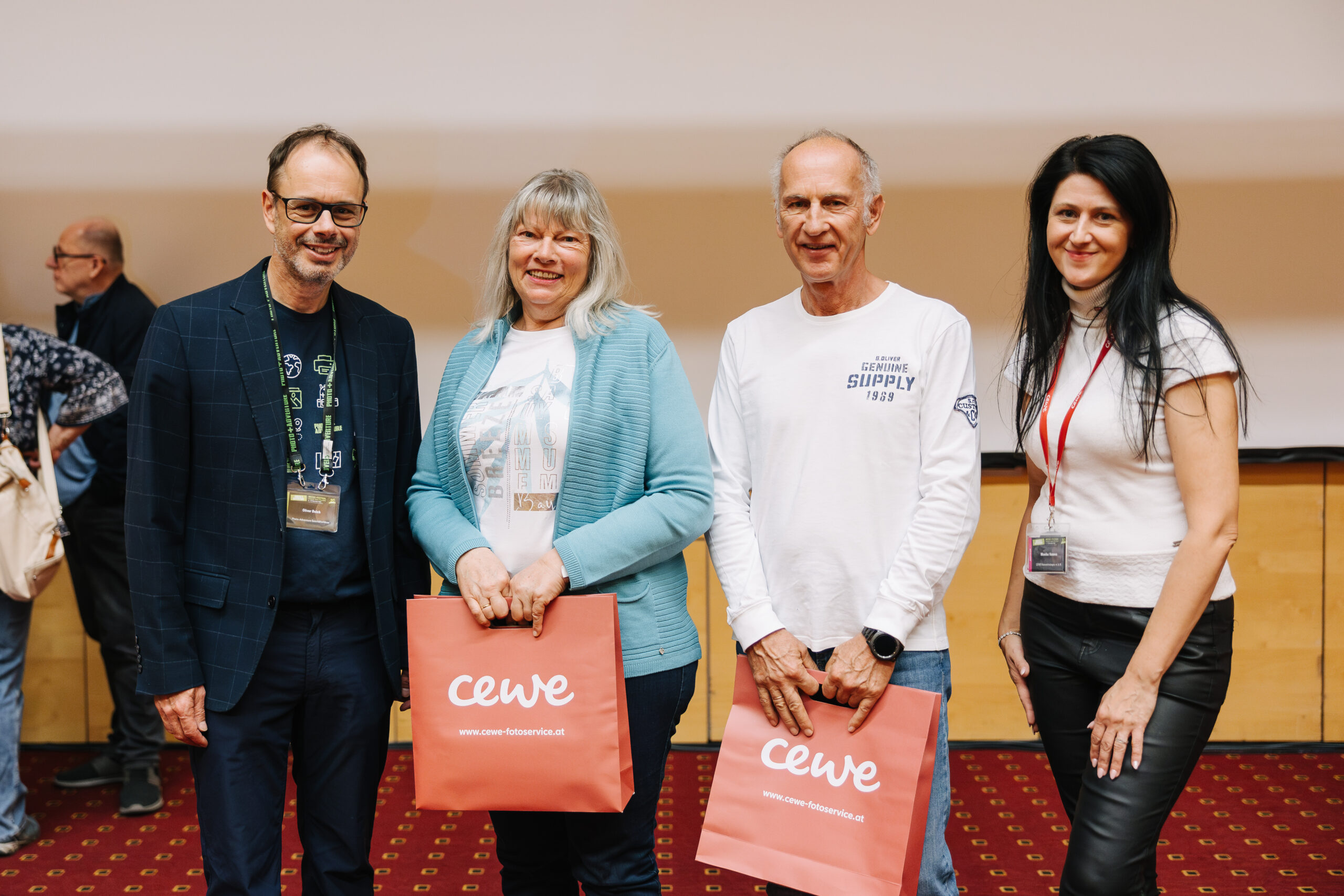 Siegerehrung des Photo+Adventure Award "Von Oben" − Monika Vanova & Oliver Bolch / Photo+Adventure - Photo+Adventure