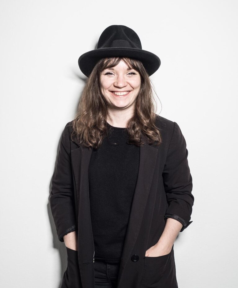 Speaker - Photo+Adventure