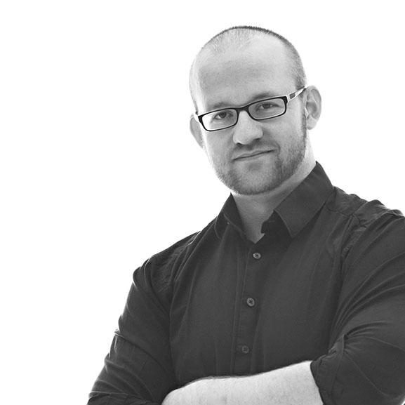 Speaker - Photo+Adventure